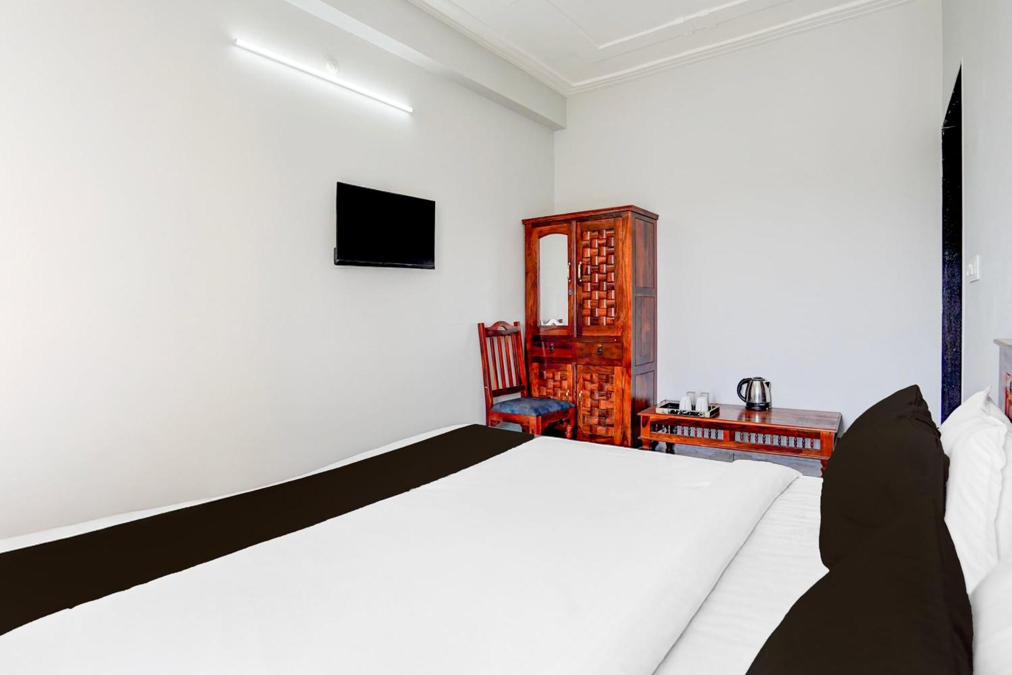 Hotel O Shree Gurukripa Khātu Zewnętrze zdjęcie